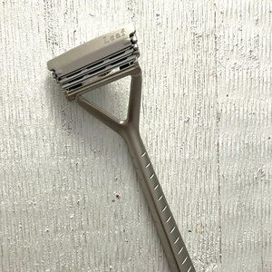 Leaf Shaving Razor